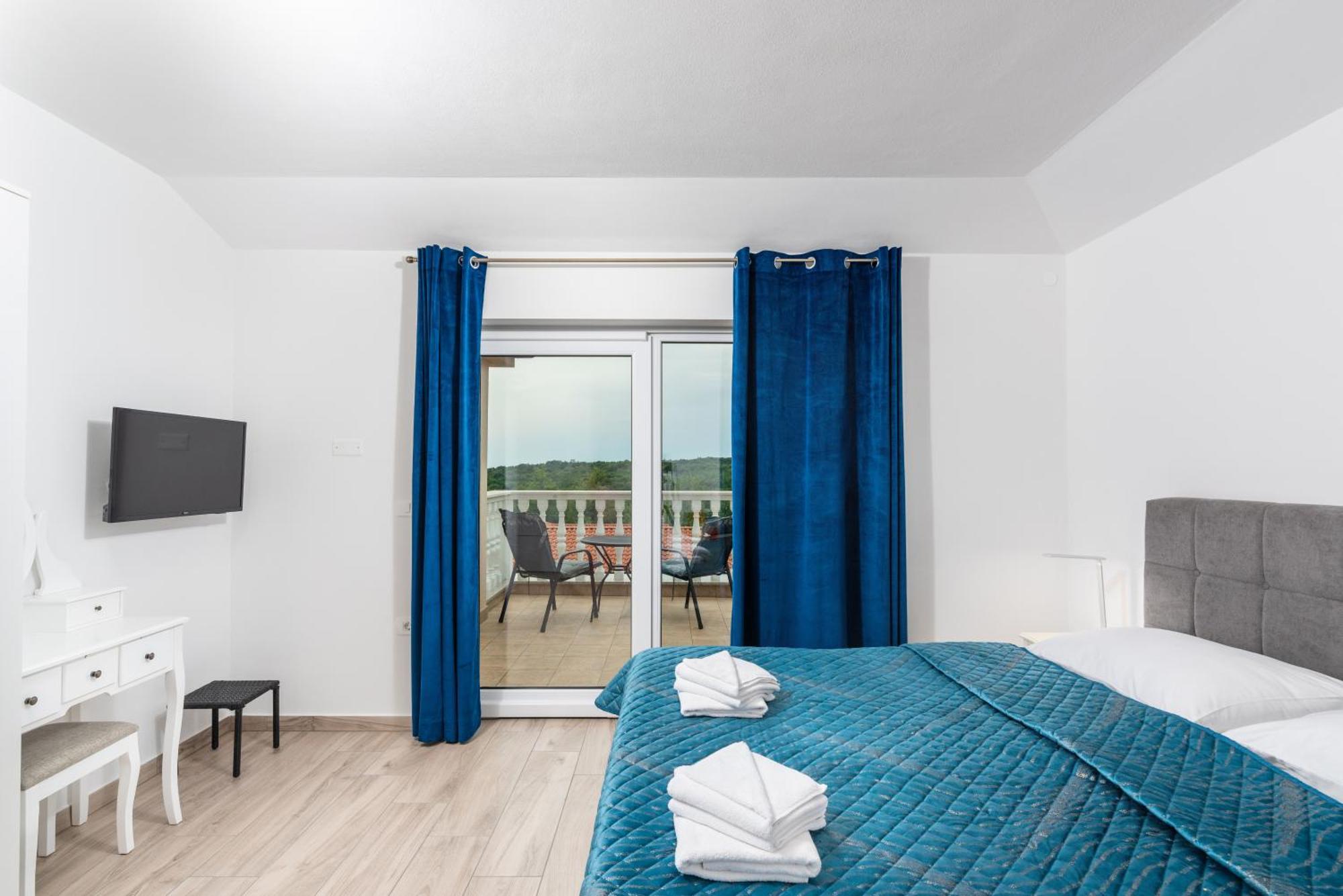 Villa Buroli With Pool, Sauna And Jacuzzi Exterior photo